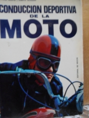 Conducción deportiva de la moto Santiago Agostini y Roberto Patrignani